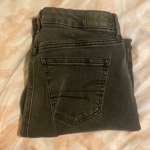 american eagle mom jeans